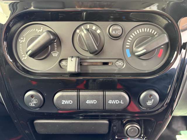 Suzuki Jimny 12