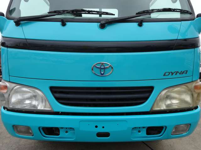 Toyota Dyna 4