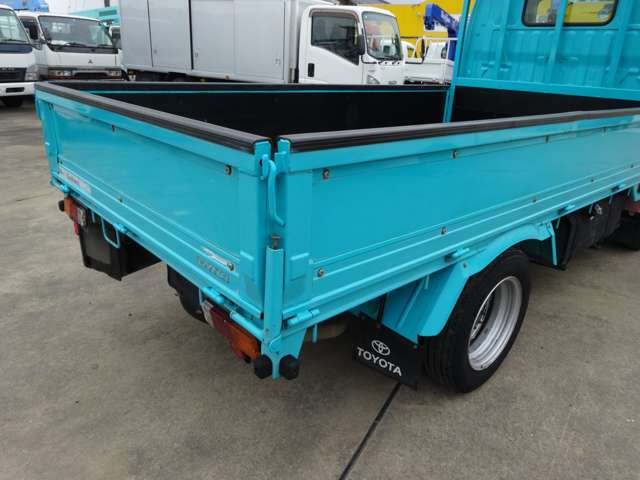 Toyota Dyna 7