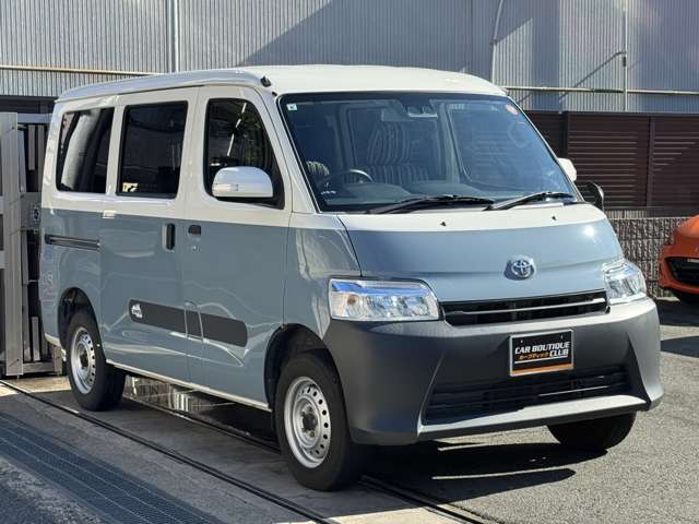 Toyota Town Ace Van 6