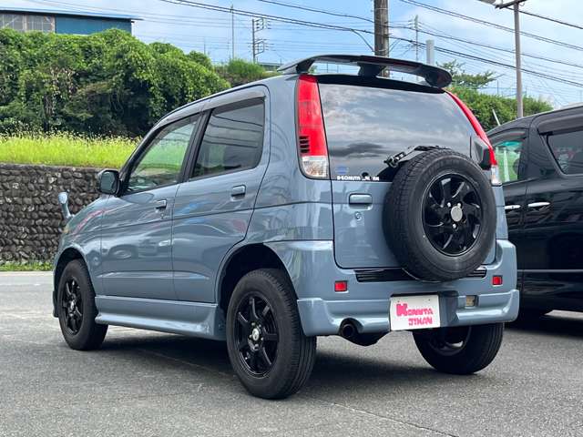 Daihatsu Terios Kid 7