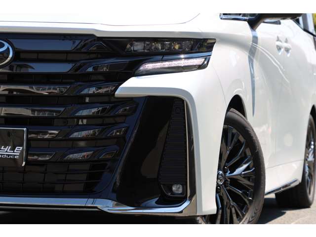 Toyota Vellfire 5