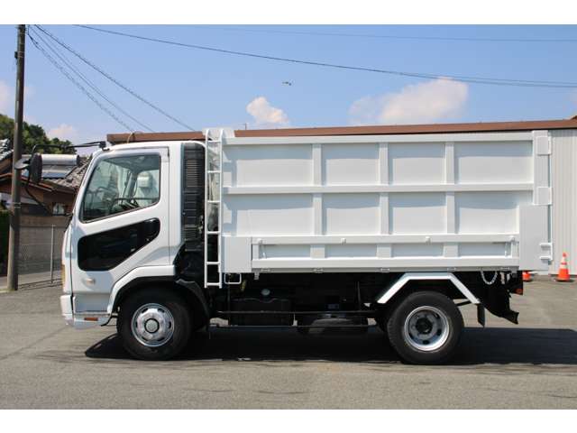 Mitsubishi Fuso Fighter 6