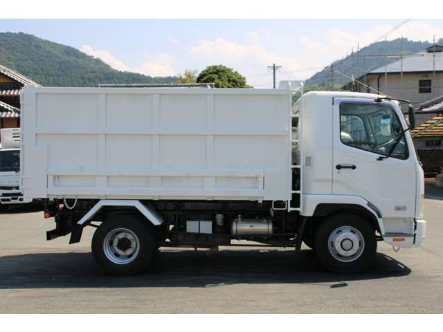 Mitsubishi Fuso Fighter 7