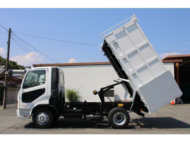 Mitsubishi Fuso Fighter 8