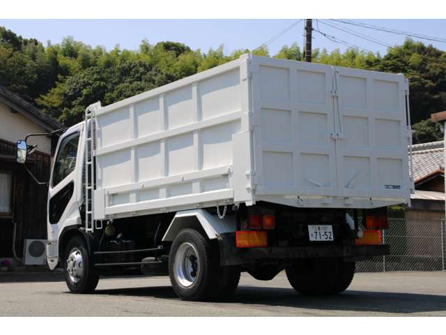 Mitsubishi Fuso Fighter 10