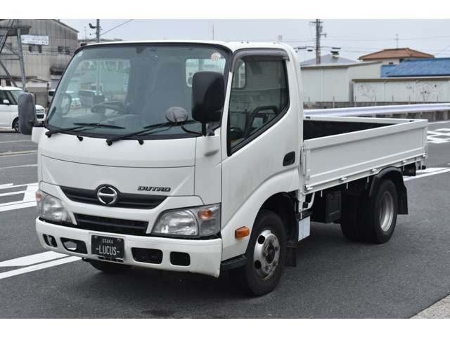 Hino Dutro 8
