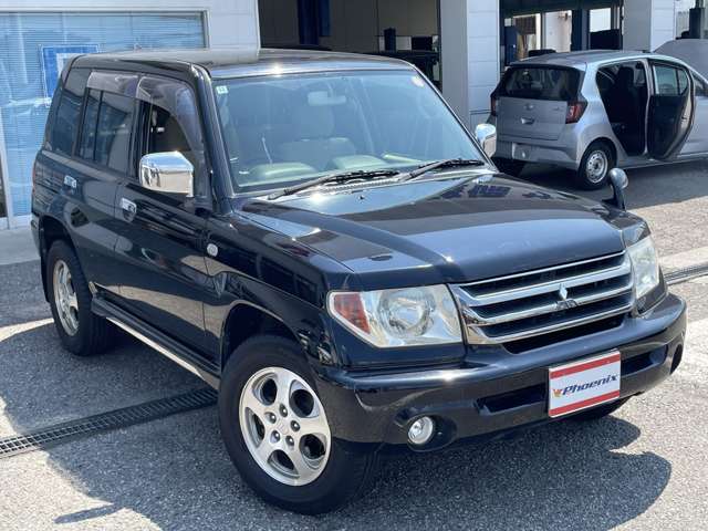 Mitsubishi Pajero iO 12