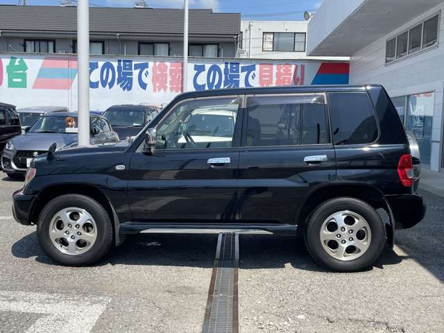 Mitsubishi Pajero iO 7