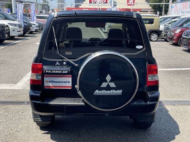 Mitsubishi Pajero iO 9