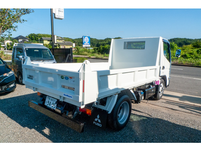Mitsubishi Fuso Canter 6