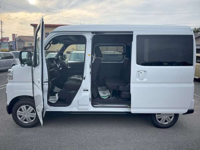 Daihatsu Atrai 8