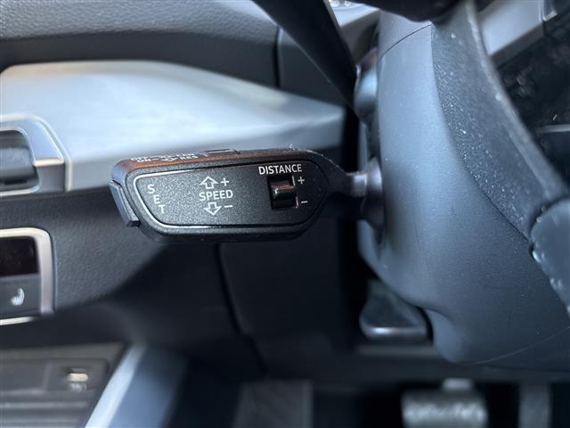 Audi Q2 9