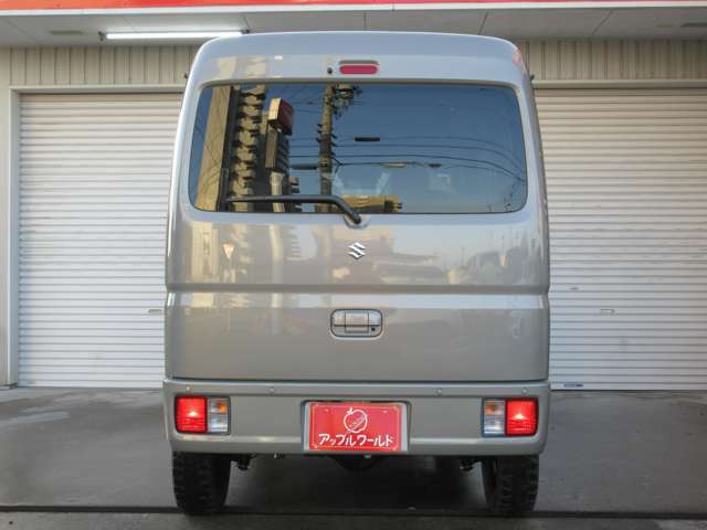 Suzuki Every 9