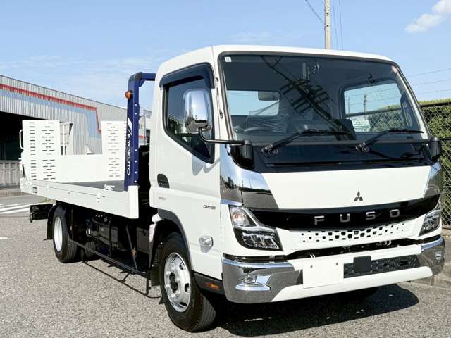 Mitsubishi Fuso Canter 2