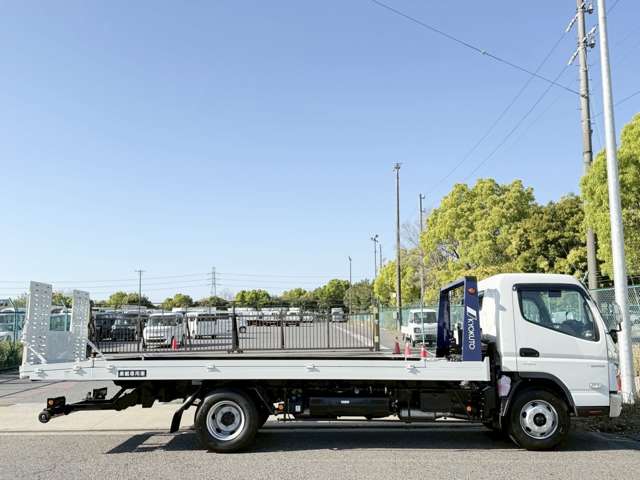 Mitsubishi Fuso Canter 5