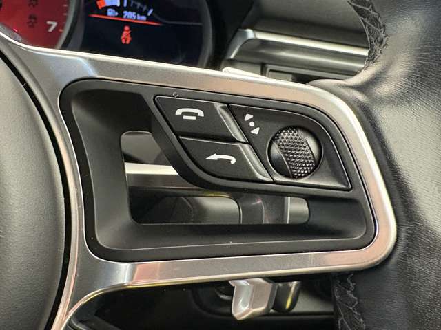 Porsche Macan 7