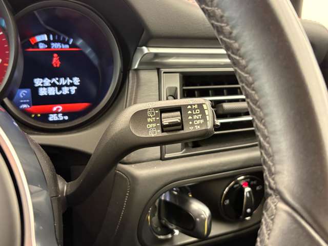 Porsche Macan 9