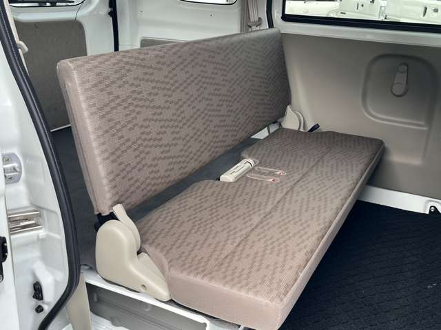 Nissan NV100 Clipper 11