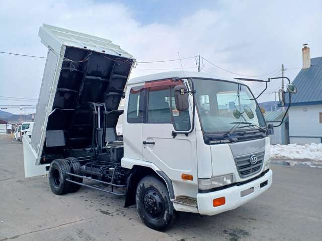 Nissan Condor 3