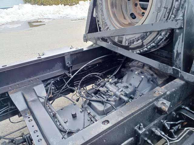 Nissan Condor 8