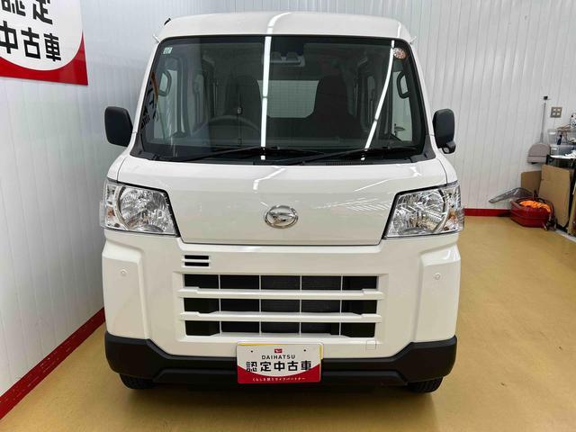 Daihatsu Hijet Cargo 2