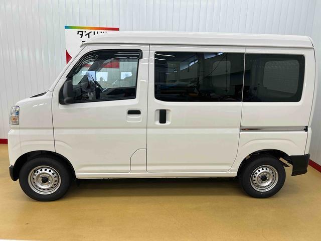 Daihatsu Hijet Cargo 7