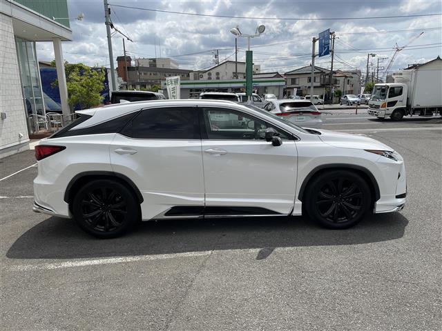 Lexus RX 11