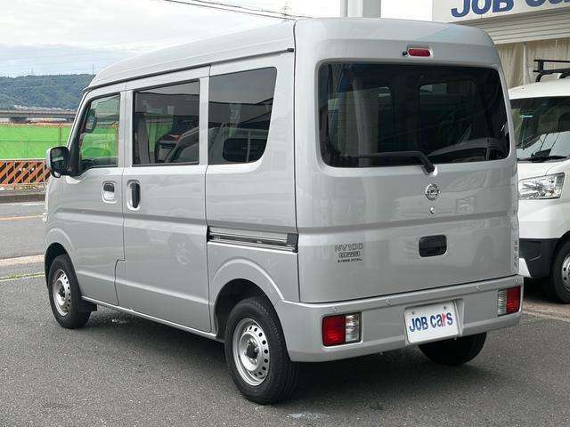 Nissan NV100 Clipper 11