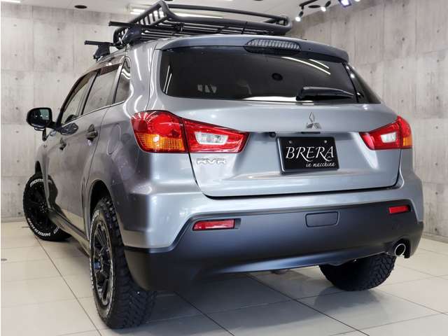 Mitsubishi RVR 8