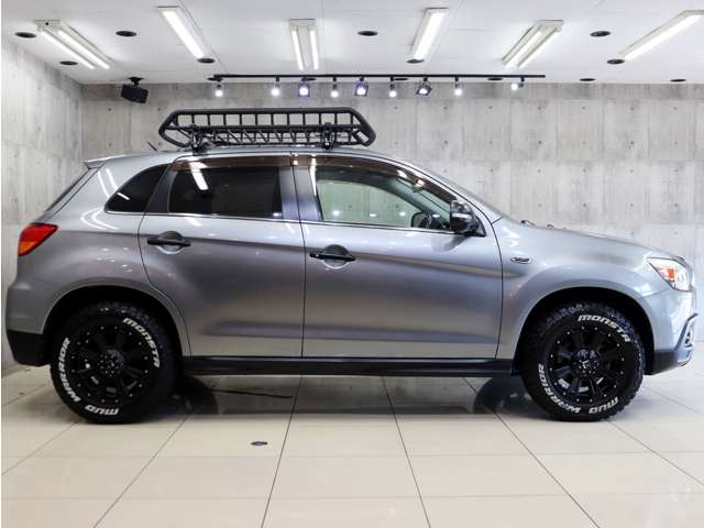 Mitsubishi RVR 10