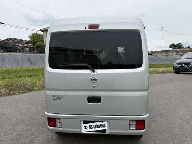 Nissan NV100 Clipper 12
