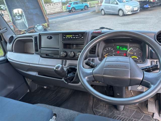 Mitsubishi Fuso Canter 2