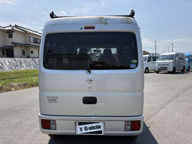 Nissan NV100 Clipper 12