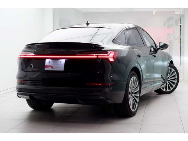 Audi e-tron Sportback 8