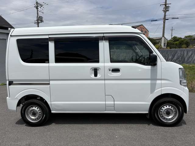 Nissan NV100 Clipper 10