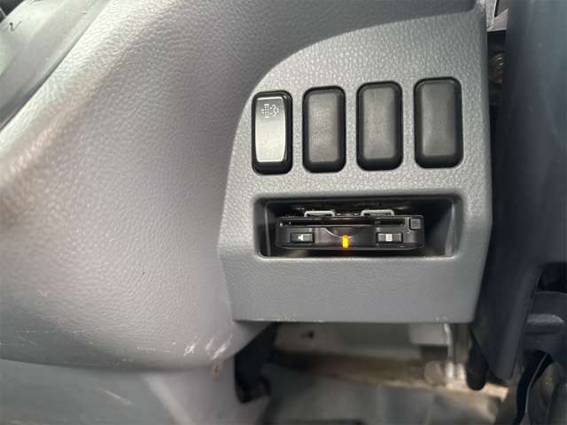 Mitsubishi Fuso Canter 4