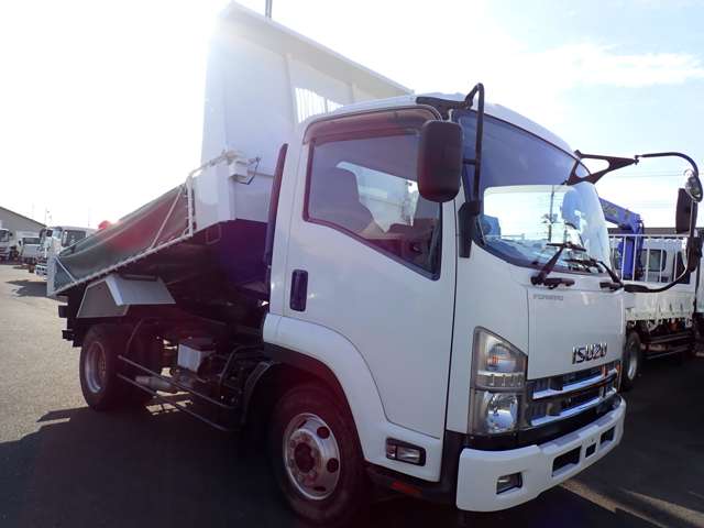 Isuzu Forward 5