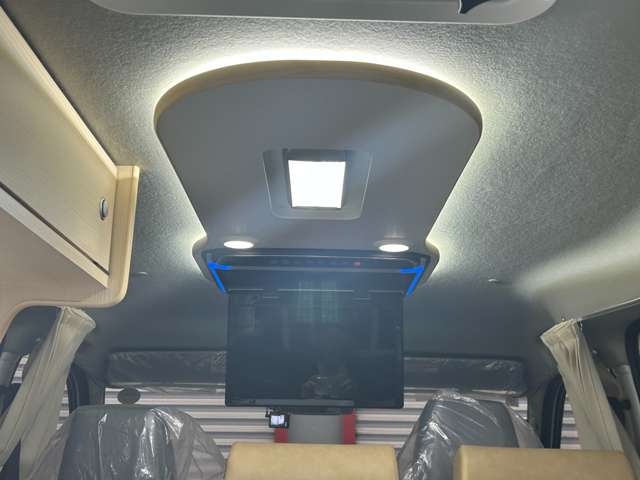 Toyota Town Ace Van 7