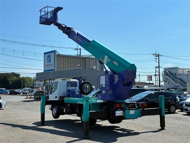 Mitsubishi Fuso Canter 5