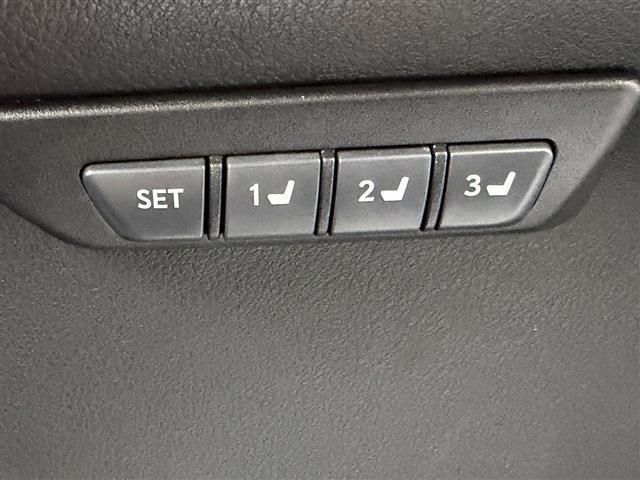 Lexus NX 7