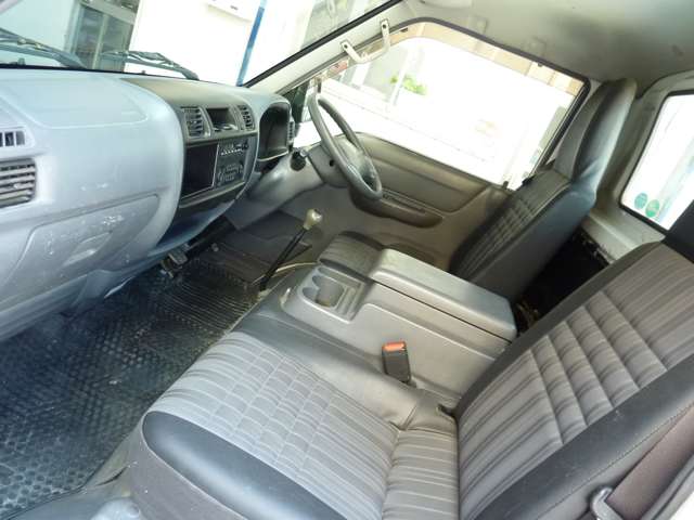 Mazda Bongo Truck 12