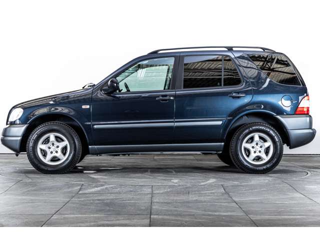 Mercedes-Benz MClass 11