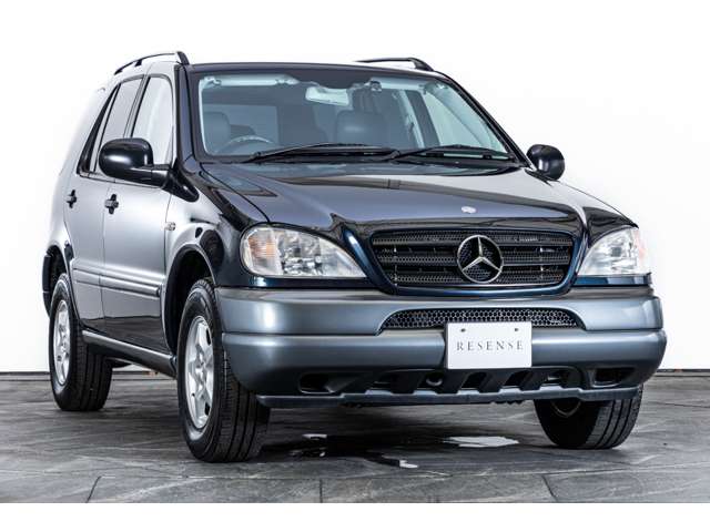 Mercedes-Benz MClass 12