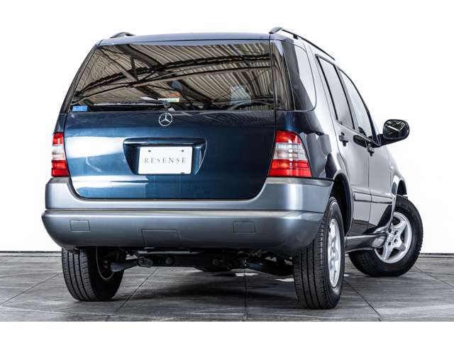 Mercedes-Benz MClass 3