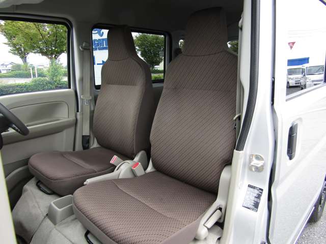 Nissan NV100 Clipper 7