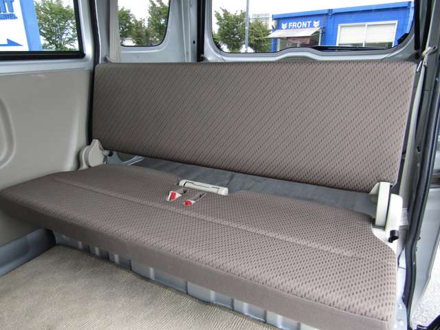 Nissan NV100 Clipper 8