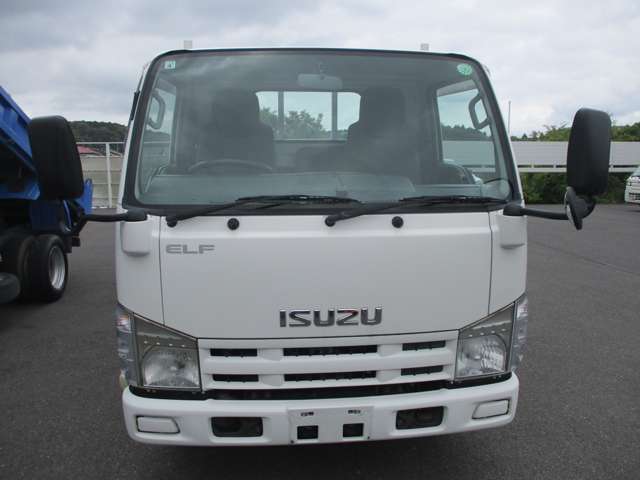 Isuzu Elf 2