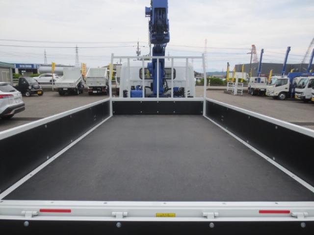 Mitsubishi Fuso Canter 10