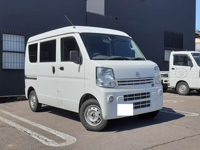 Nissan NV100 Clipper 2